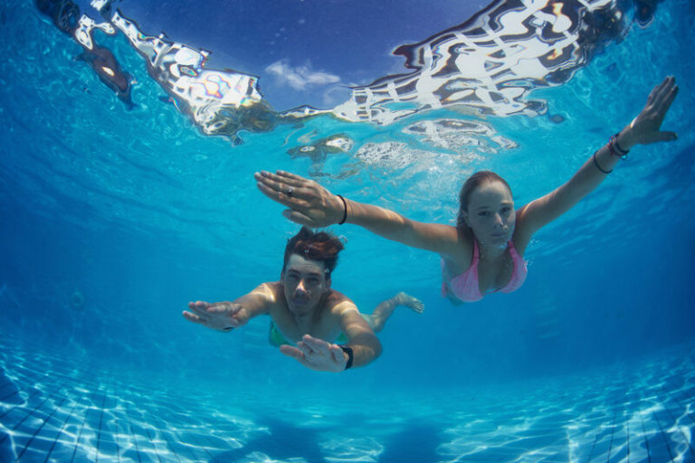 contact lens care prevent acanthamoeba from summer swimming